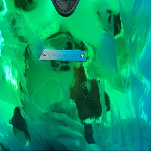 YUIMA NAKAZATO metallic envelope tote bag NEW - Picture 3 of 10